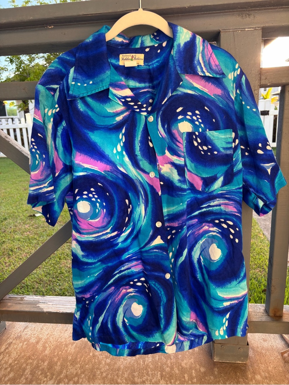 Vintage Aloha shirt Men’s M